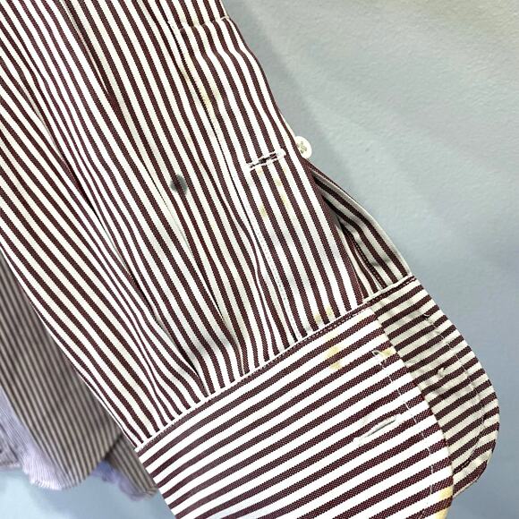 Nordstorm Classic button down in Red White 100% Cotton Size 15 1/2 - 33 M - Picture 4 of 9